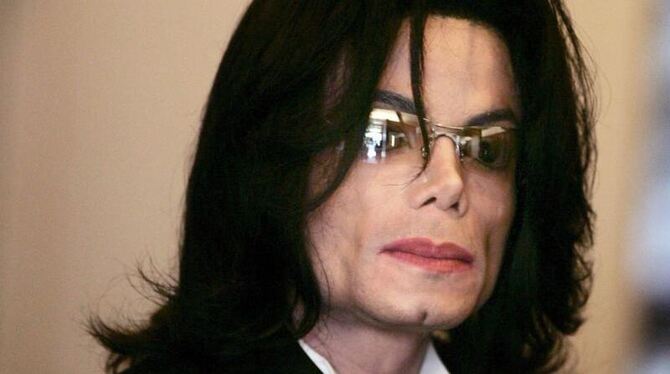 Michael Jackson hinterließ der Welt offenbar auch etliche bisher unveröffentlichte Songs. Foto: Hector Mata