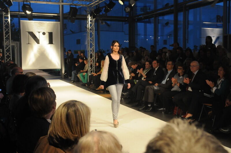 Modenschau Metzinger Modeschüler Audi-Zentrum Reutlingen 2014