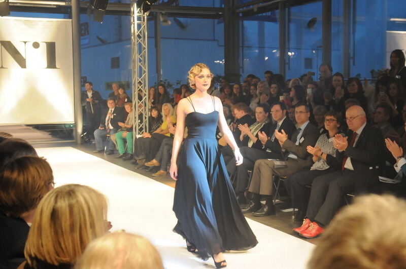 Modenschau Metzinger Modeschüler Audi-Zentrum Reutlingen 2014