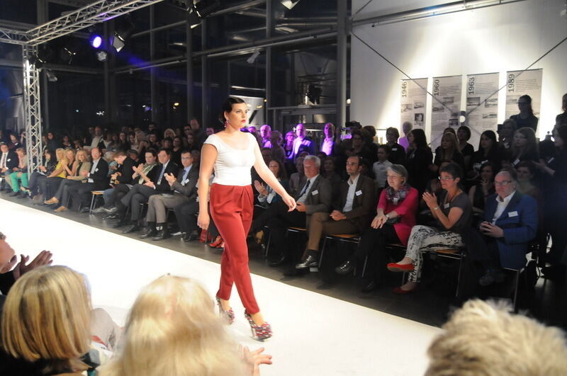 Modenschau Metzinger Modeschüler Audi-Zentrum Reutlingen 2014