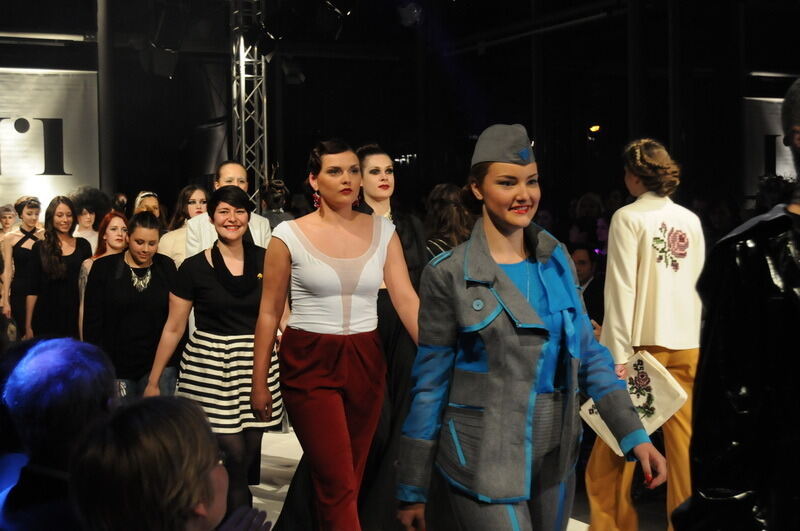 Modenschau Metzinger Modeschüler Audi-Zentrum Reutlingen 2014