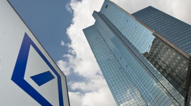 Die Deutsche Bank holt sich frisches Geld - und einen Scheich als neuen Großaktionär. Foto: Boris Roessler