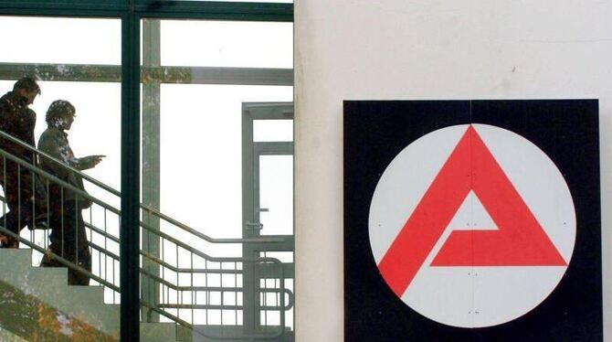 Im Jobcenter arbeitet die Agentur für Arbeit mit dem Landkreis zusammen. Die Arbeit ist recht erfolgreich und hat nach Einschätzung des Landrats auch die notwendige Qualität.