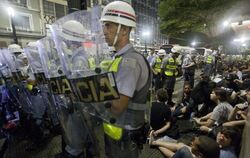 Die Polizei ging gegen Demonstranten vor. Foto: Sebastiao Moreira