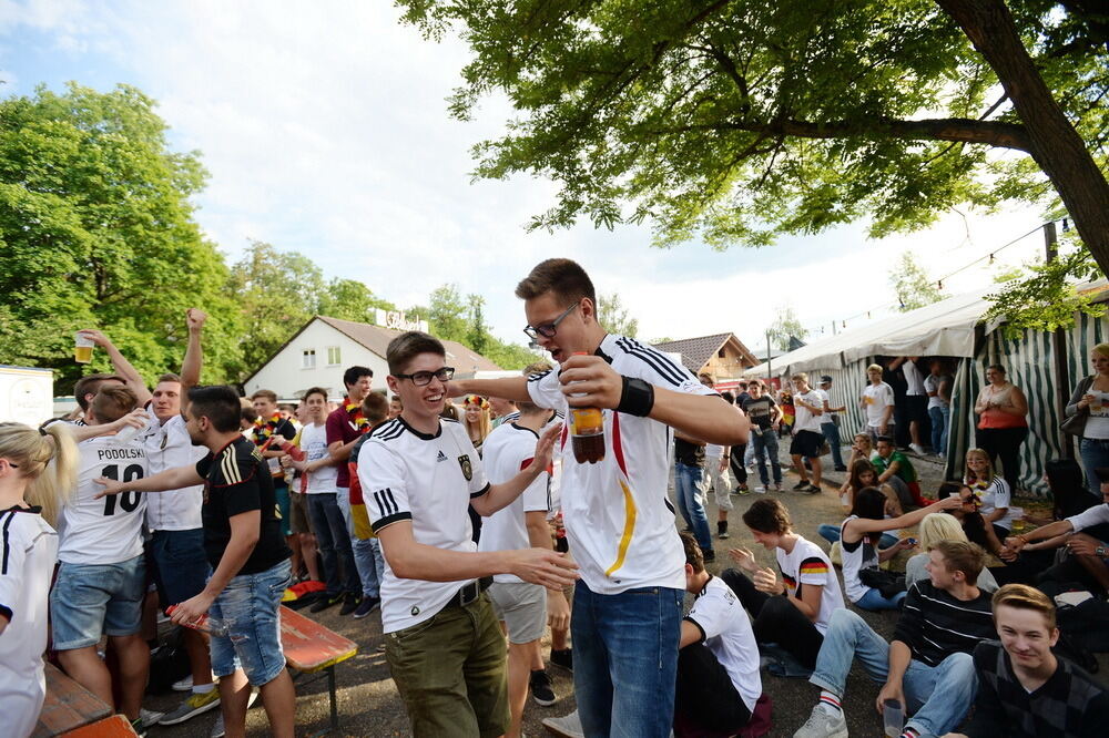 deutschland_portugal_wm2014_trinkhaus_18 (JPG)