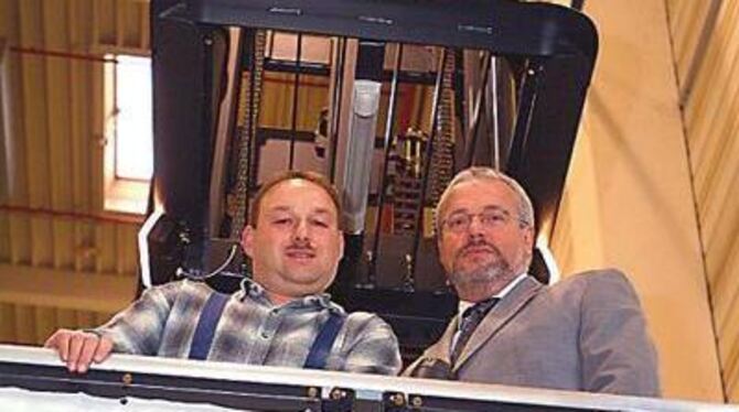 Geschäftsführer Ernst Hegele (r) mit Mitarbeiter Hartmut Kuhn.  FOTO: TRINKHAUS