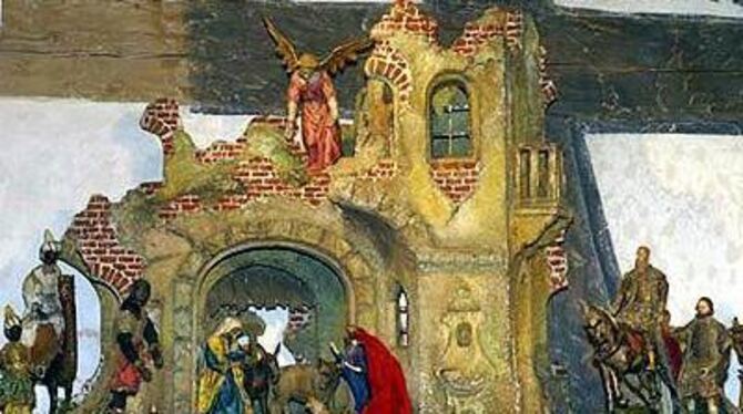 Eine prächtige Kulisse: eine Ruinenkrippe mit Figuren aus dem 19. Jahrhundert im Gomaringer Schloss-Museum. FOTO: NIETHAMMER