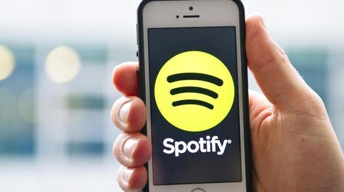 Insgesamt nutzten 18 Millionen Menschen in Deutschland einer Umfrage zufolge Dienste wie Spotify, Deezer, Juke oder Soundclou