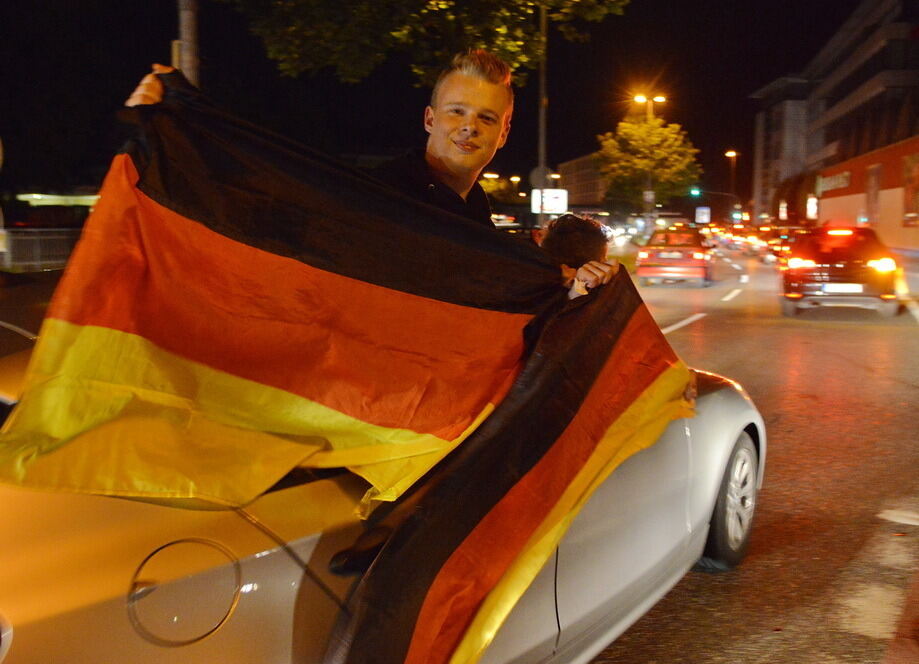 ußball WM 2014 Deutschland - Brasilien Autocorso