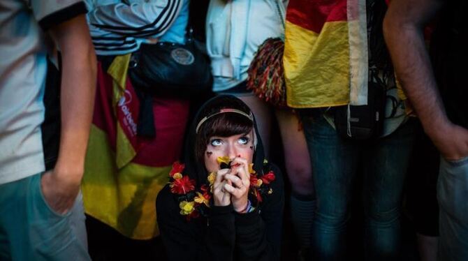 Vor dem Tor von Götze zitterten die Fans mit. Foto: Maja Hitij