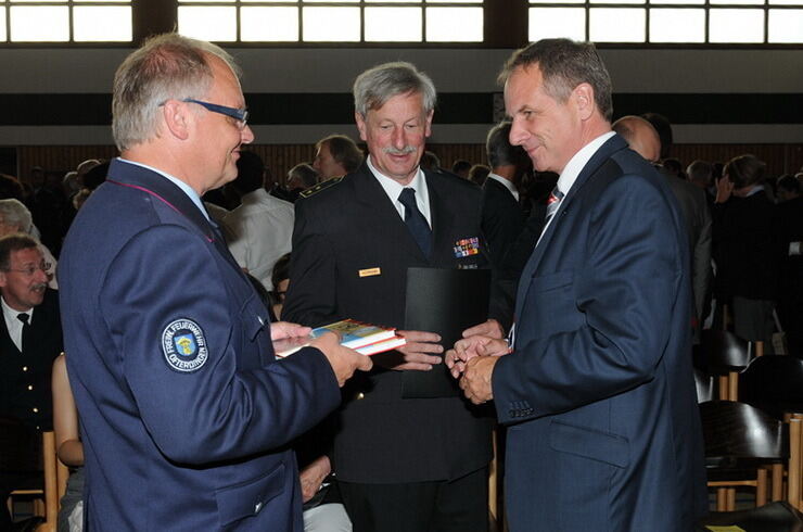 Kreisbrandmeisters Karl Hermann verabschiedet