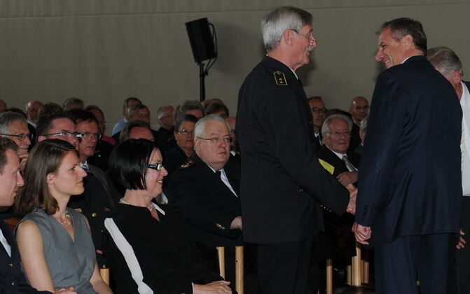 Kreisbrandmeisters Karl Hermann verabschiedet