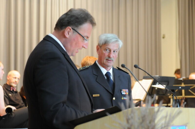 Kreisbrandmeisters Karl Hermann verabschiedet