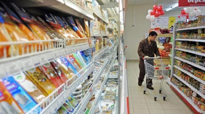 Supermarkt »Kopeika« in Moskau: Die EU-Staaten und die USA dürfen ab sofort kein Fleisch und keine Milchprodukte mehr nach Ru