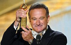 Robin Williams mit einem Golden Globe. Foto: Long