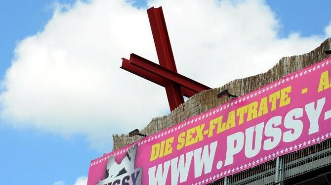 Flatrate-Sex und ähnliche menschenunwürdige Geschäftsmodelle sollen verbotne werden. Foto: Bernd Weißbrod/Archiv