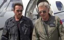 Arnold Schwarzenegger (l) und Harrison Ford in dem Film «The Expendables 3» Foto: Twentieth Century Fox