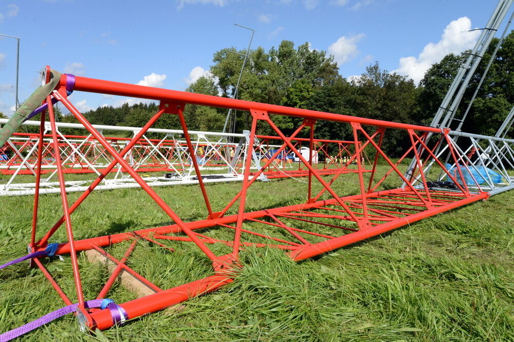 Aufbau Windmessmast auf dem Hochfleck