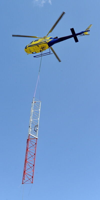 Aufbau Windmessmast auf dem Hochfleck