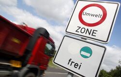Bahn frei nur noch für Fahrzeuge mit grüner Plakette: Die Umweltzone wird ausgeweitet. In der Stadt Reutlingen müssen ab Sommer 