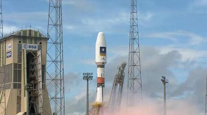 Start der Rakete mit den Galileo-Satelliten am Freitag in Kourou. Foto: ESA / Arianespace