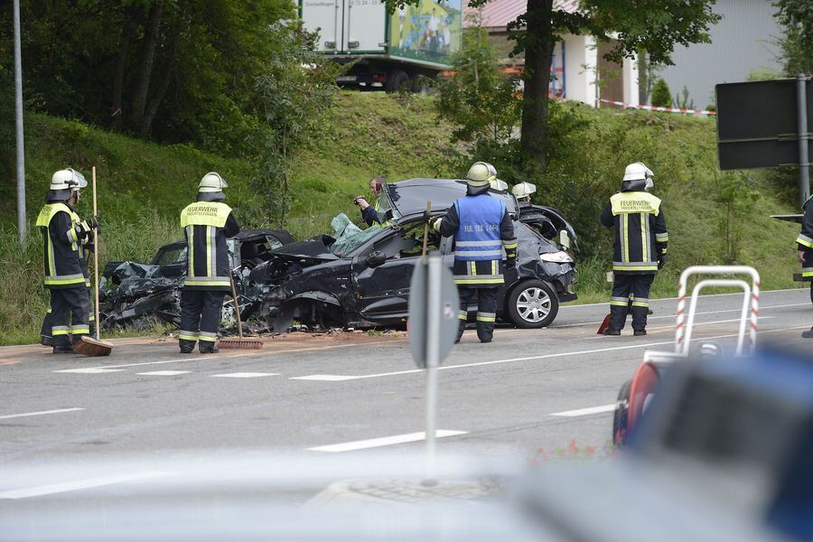 Horror-Unfall auf der B313 bei Trochtelfingen