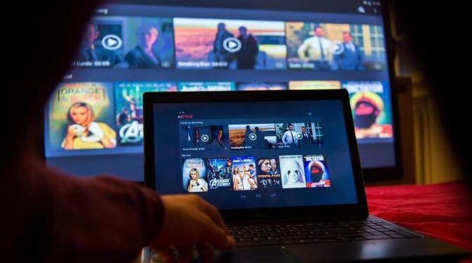 Der Streaming-Dienst Netflix will den deutschen Markt aufmischen. Foto: Bernd von Jutrczenka