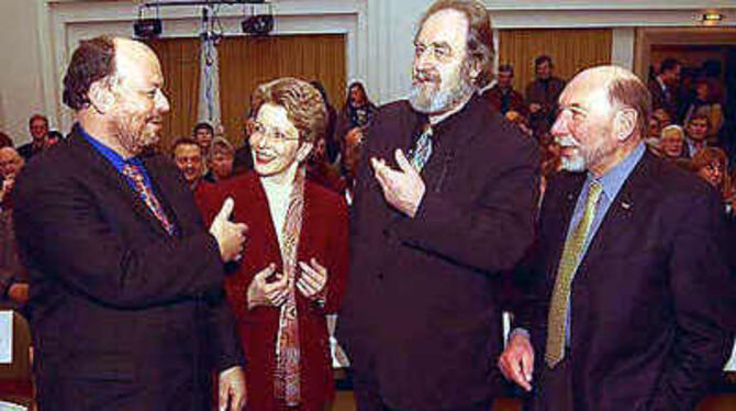 SPD-Neujahrs-Empfang (von links): Rudolf Hausmann, Barbara Bosch, Felix Huby und der frühere Kreisvorsitzende der SPD, Hans-Joac