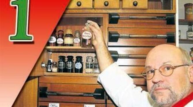 Groß ist er heutzutage nicht, so ein Apotheken-Giftschrank, nicht einmal in der traditionsreichen Hirsch-Apotheke in Reutlingen,