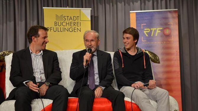 Viel Spaß hatten das Publikum und die Talk-Gäste (von links) Dr. Jürgen Strohmaier, Bürgermeister Rudolf Heß und Markus Hehn am