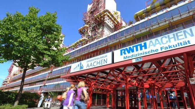 Patienten in der Notaufnahme sind in der Regel nicht zu spaßigen Selfies mit dem Klinikpersonal aufgelegt. Im Aachener Univer