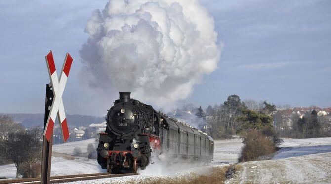 Nostalgie pur bei einer Zugfahrt über die Alb.  FOTO: PR