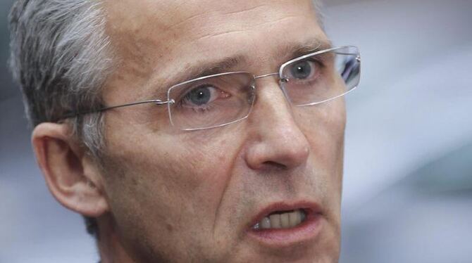 Stoltenberg: »Wir sehen, dass Russland die Ukraine weiter destabilisiert.« Foto: Olivier Hoslet