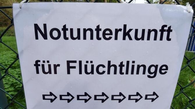 Die Zahl der Flüchtlinge steigt - und die Länder erwarten vom finanzielle Entlastung. Foto: Uli Deck Die Zahl der Flüchtlinge steigt - und die Länder erwarten vom finanzielle Entlastung. Foto: Uli Deck
