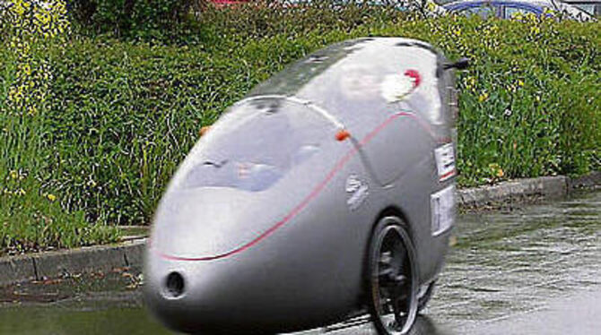 Fit für die Guiness-Buch-Rekordfahrt: Der in Kirchheim/Teck entwickelte »Hysun 3000« soll 3000 Kilometer mit zwei Kilogramm Wass