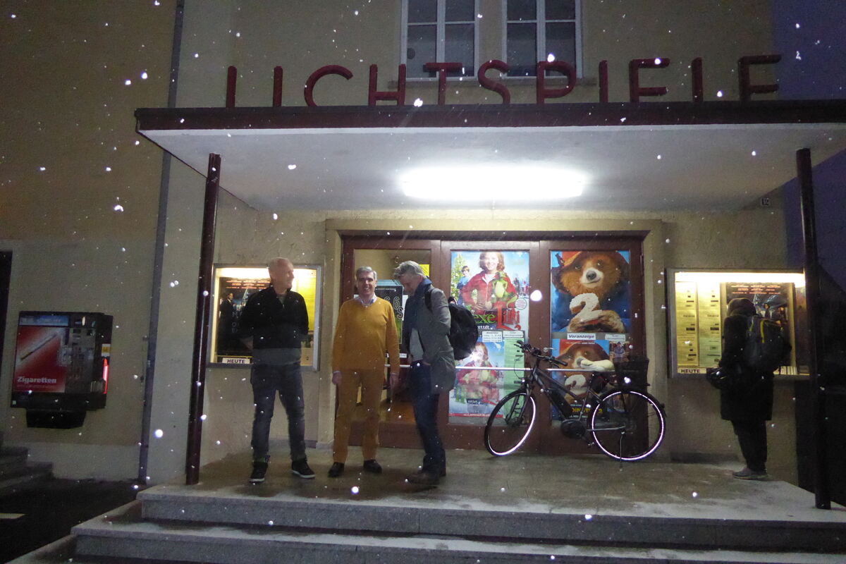 Das alte Kino leuchtete Kreis Tübingen Reutlinger GeneralAnzeiger gea.de