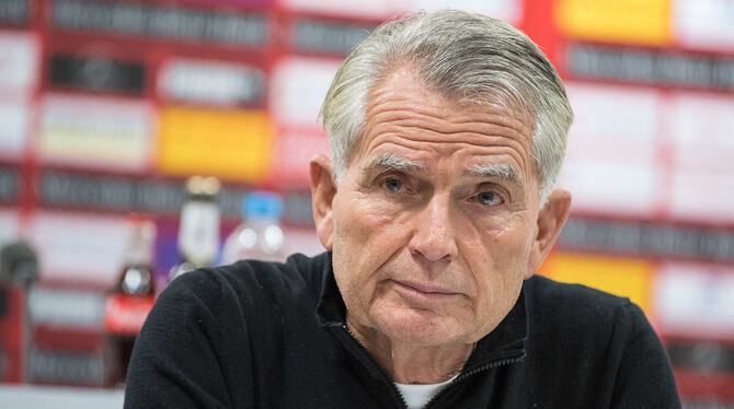 Entscheidet, wenn Entscheidungen gefordert sind: Wolfgang Dietrich, Präsident des VfB Stuttgart. FOTO: DPA