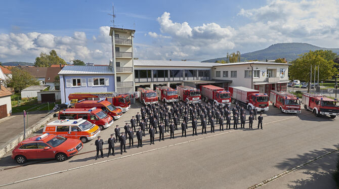 Die Mössinger Feuerwehr feiert  ihr 150-jähriges Bestehen, präsentiert sich hier zum Jubiläum in einer Formation als Mannschaft