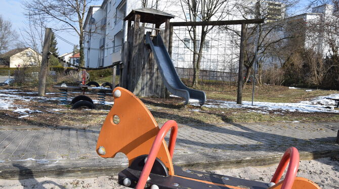 Wird modernisiert: der Spielplatz Tommental in Eningen.  FOTO: HAILFINGER