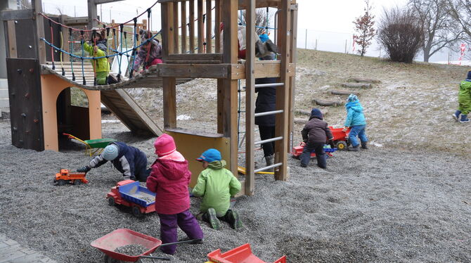 Lonsingens Kinderhaus hat einen tollen Spielplatz. Jetzt plant die Kommune einen Spiel- und Begegnungsort für alle. ARCHIVFOTO:
