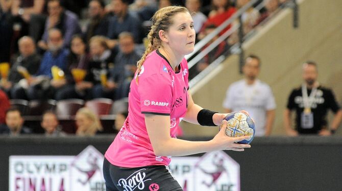 Treffsicher: Marlene Zapf war für die TuS sechs Mal erfolgreich.   FOTO: EIBNER