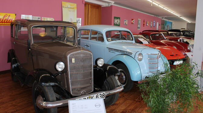 Die Entwicklung der Marke Opel steht im Mittelpunkt der aktuellen Sonderschau im Automuseum Engstingen. FOTO: PRIVAT