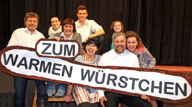 Am Freitag feiert die Theatergruppe Kleinengstingen Premiere mit ihrem neuen Stück. FOTO: LEIPPERT