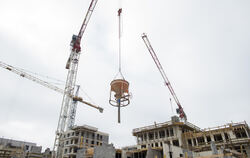 Wieviele Wohnungen wurden tatsächlich gebaut? Die Stadt kann diese Frage nicht beantworten. Lediglich die Zahl der Baugenehmigun