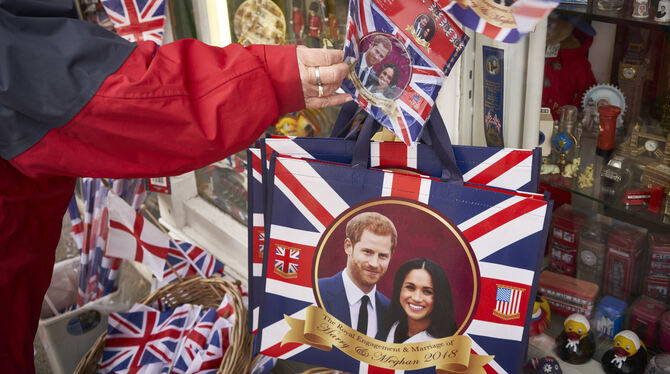 Die Souvenirs zur Royalen Hochzeit sind besonders bei Amerikanern beliebt.