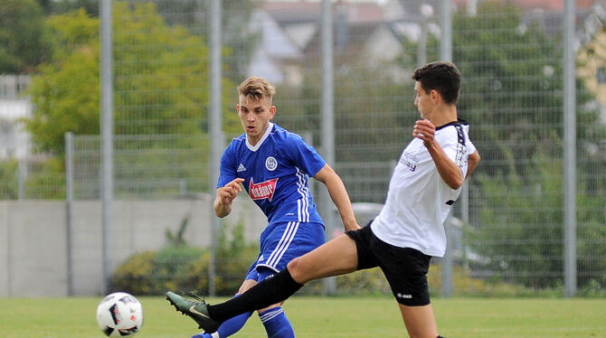 Wechselt vom SKV Rutesheim zum SSV Reutlingen: Daniel Elfadli (rechts). FOTO: EIBNER Wechselt vom SKV Rutesheim zum SSV Reutlingen: Daniel Elfadli (rechts). FOTO: EIBNER