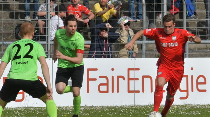 Verlässt den SSV Reutlingen: Thomas Kunz (rechts).   FOTO: MEYER