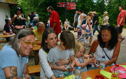 Auch Michael Gaedt von der Kleinen Tierschau hat es in den Wasenwald verschlagen.