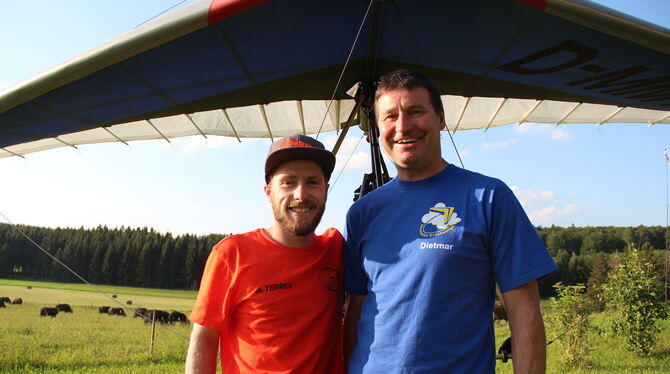 Markus Baisch (links) und Dietmar Rauscher haben sich bei der Deutschen Meisterschaft der Drachenflieger in der Klasse der Star