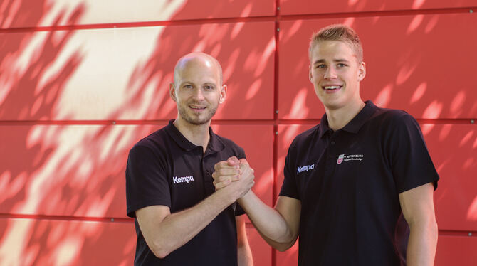 Rottenburgers Manager Philipp Vollmer (links) und Außen-Spieler Timon Schippmann.   FOTO: PRIVAT